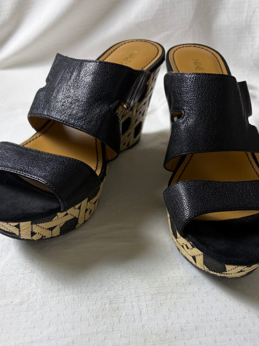 Nine West Black and Straw Wedge Sandals Size 8.5